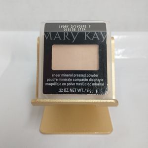 Mary Kay sheer mineral pressed powder Ivory 2